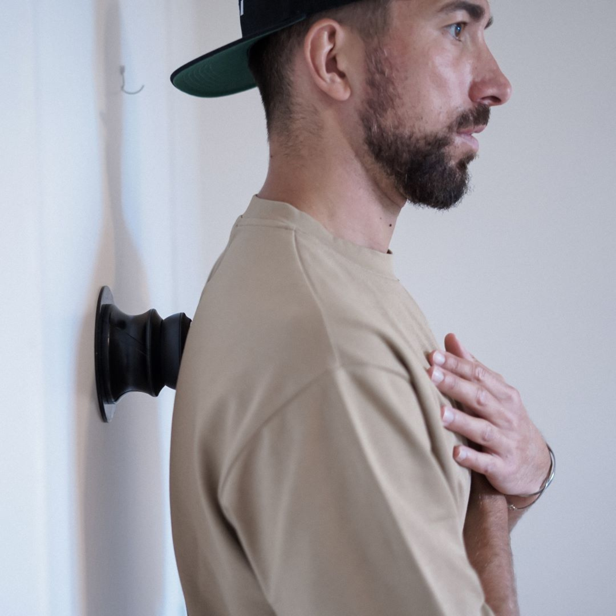 Dot Wall - 3 in 1 Massage Ball - Ø 8 cm - Jolt