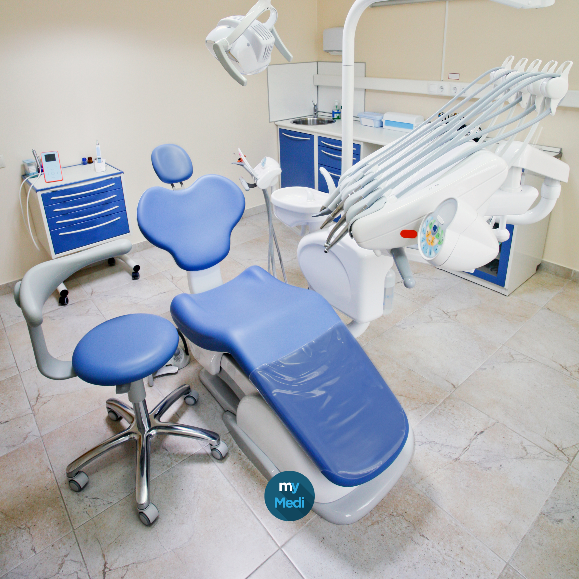 Fauteuils et tabourets