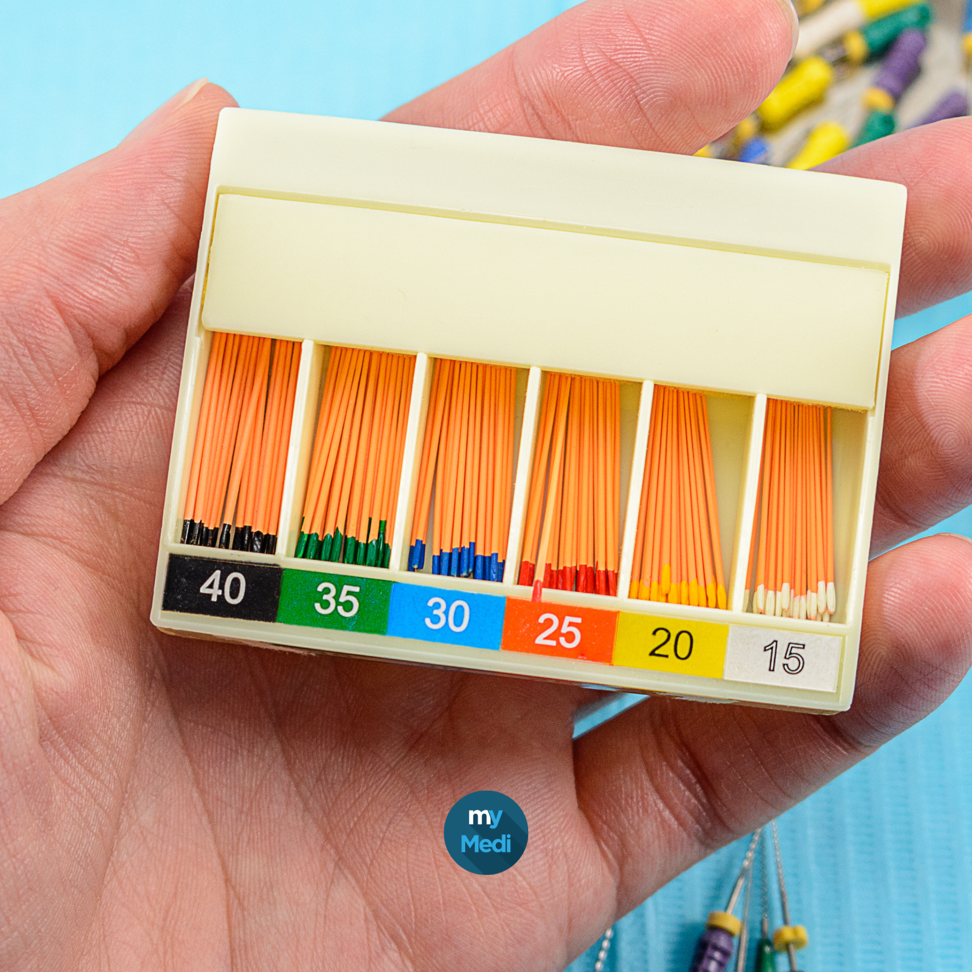 Pointes de papier et de Gutta percha