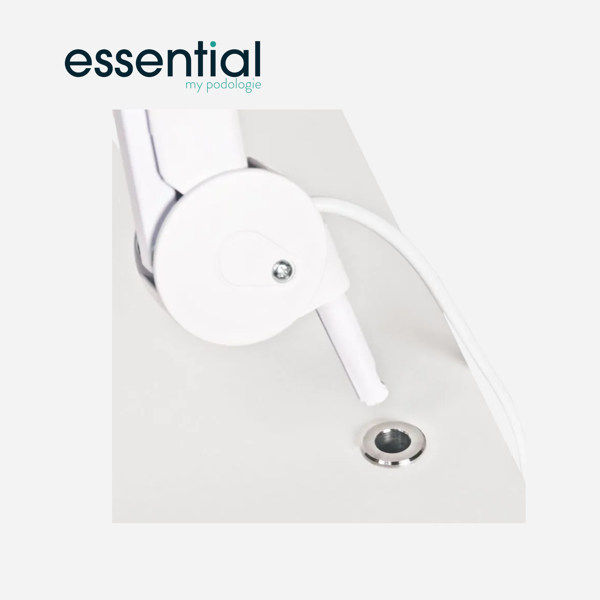 Lampe loupe articulée LED S5 pour table - Essential by My Podologie