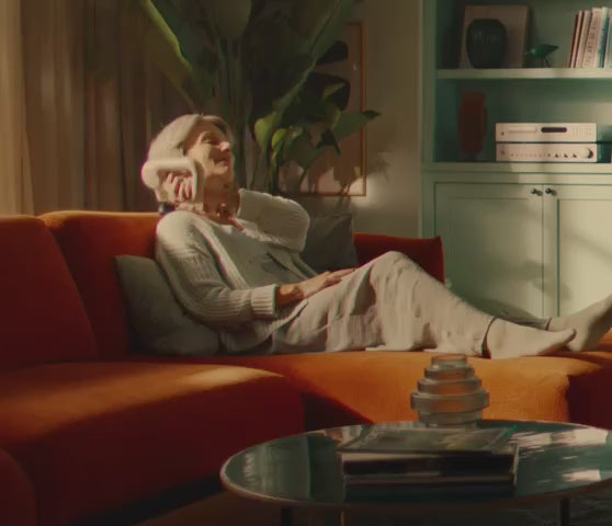 Charger la vidéo : Theragun Relief - Pistolet de massage - 2 coloris - Therabody